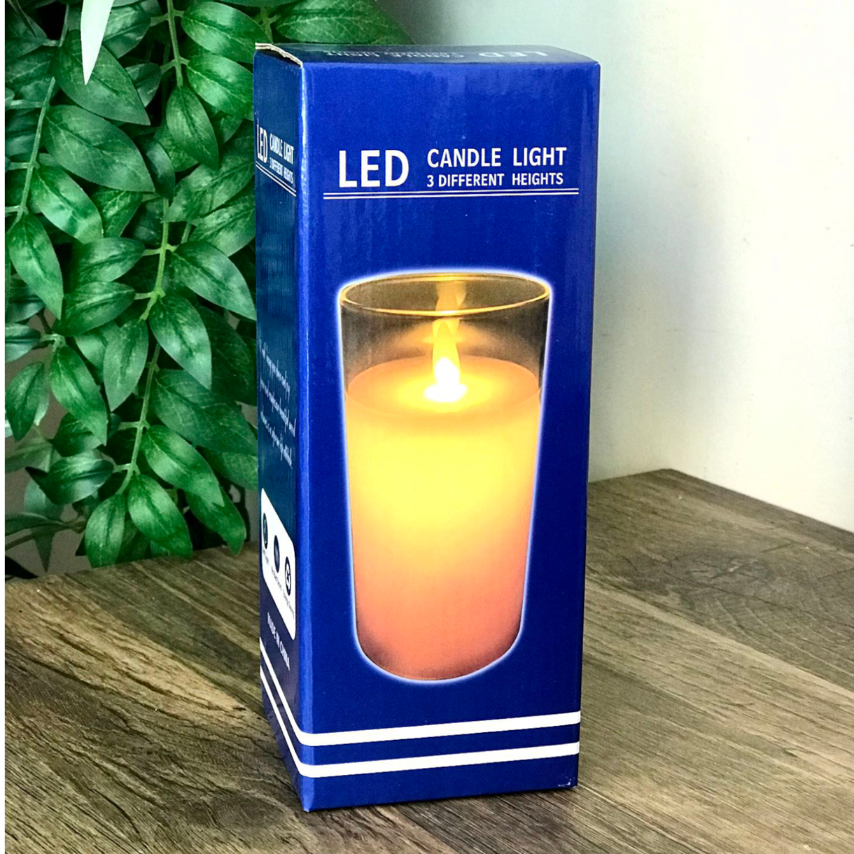 Свічка LED В Склі з рухом на батарейках Біла Велика 20*7,5см