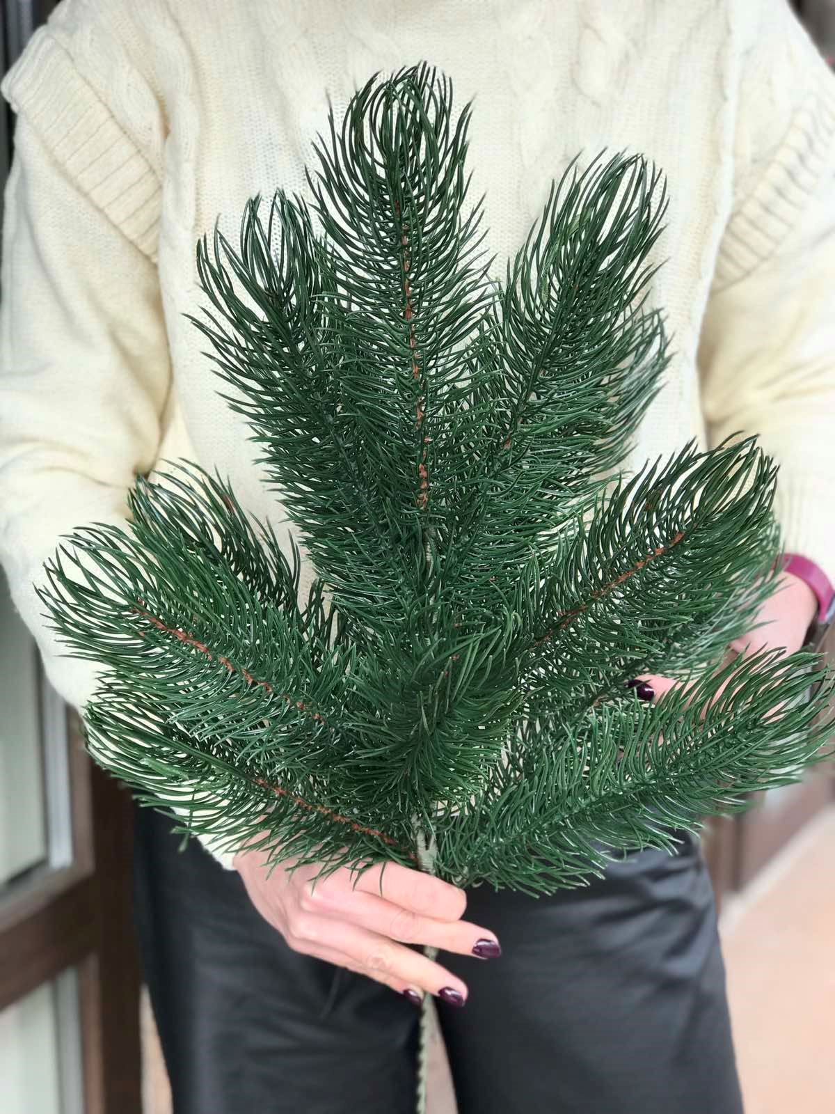 Искусственная Гілка лита Сосни Pine 60 см Зелений пластик
