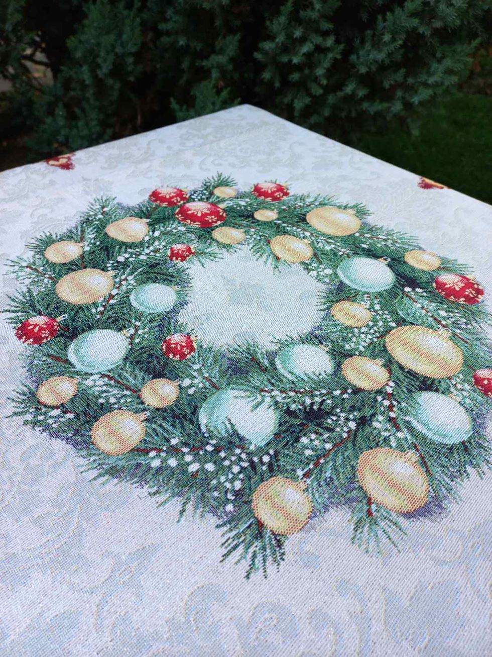 Скатерть квадратная коллекция "Holiday Christmas Silver", гобелен Emily Home, размер 140*140 см